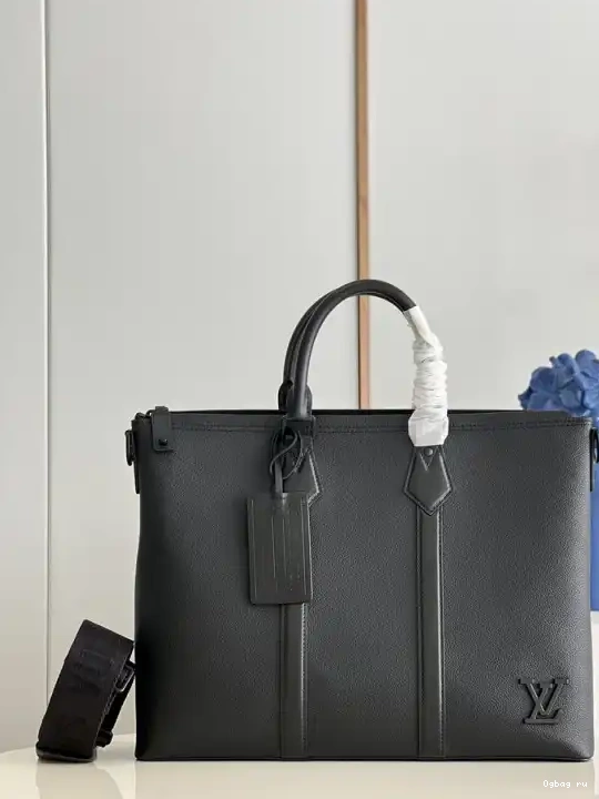 LOCK VUITTON IT LOUIS TOTE 0630